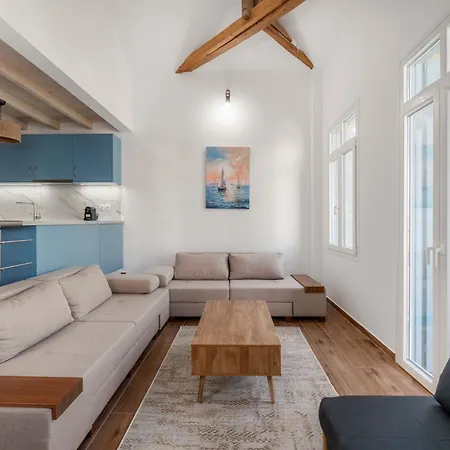 The Three Admirals Appartement Pylos